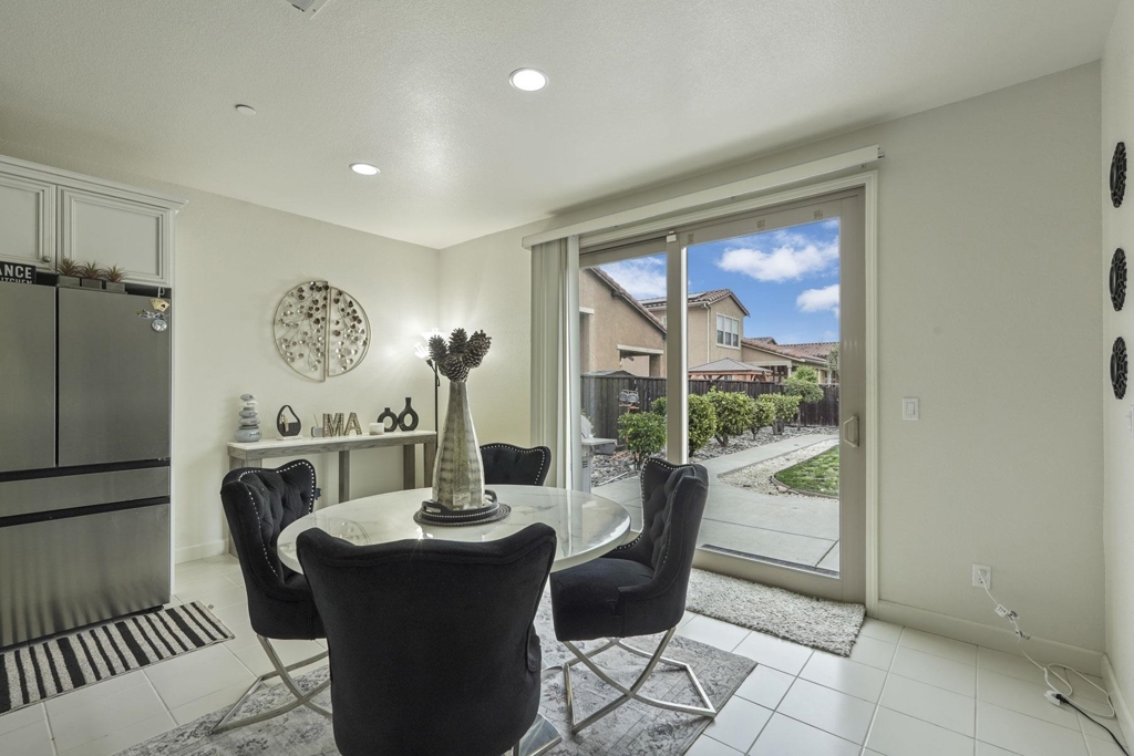 1140 1140 Duomo Way, Manteca, CA 95337