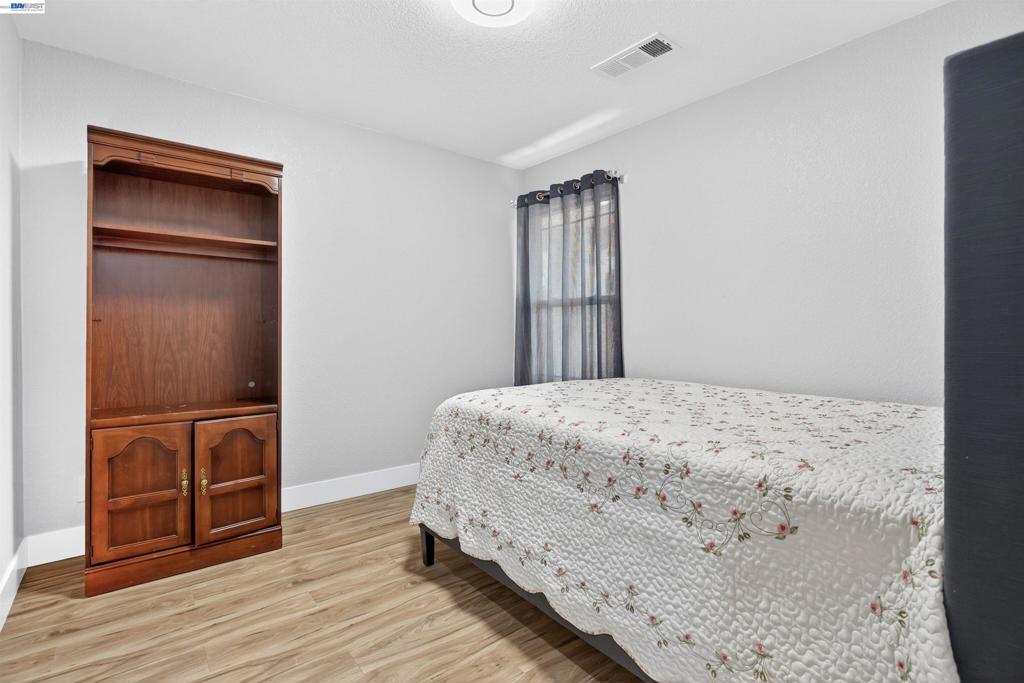 1740 1740 DENVER ST, Modesto, CA 95358