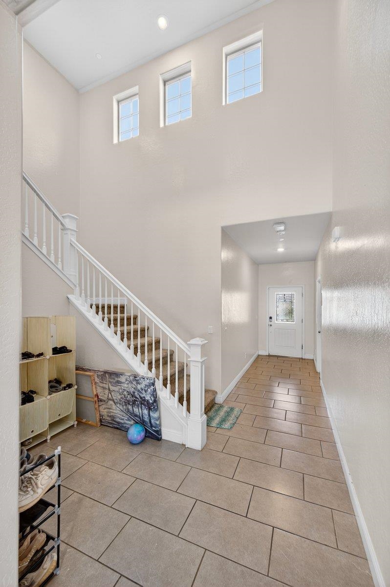 5986 5986 E Pitt Ave, Fresno, CA 93727