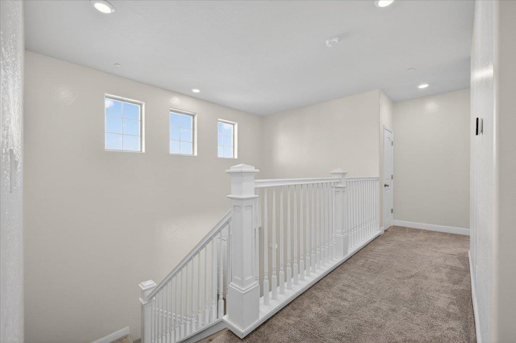 5986 5986 E Pitt Ave, Fresno, CA 93727