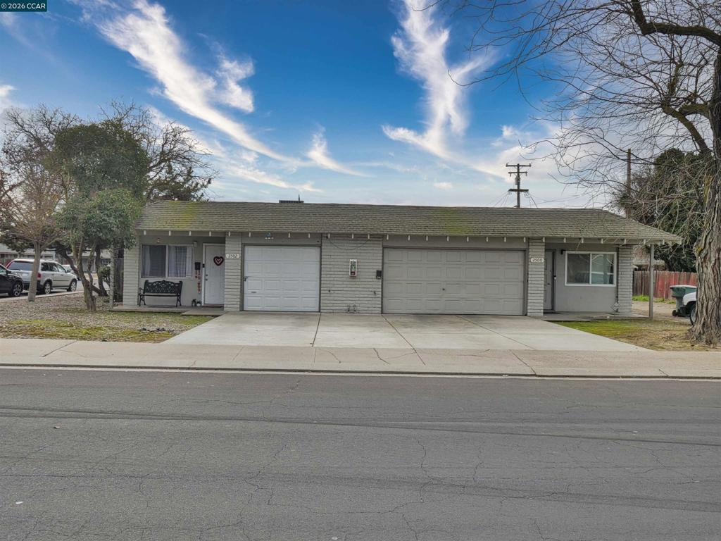 2500 Haddon Avenue, Modesto, CA 95354-3127
