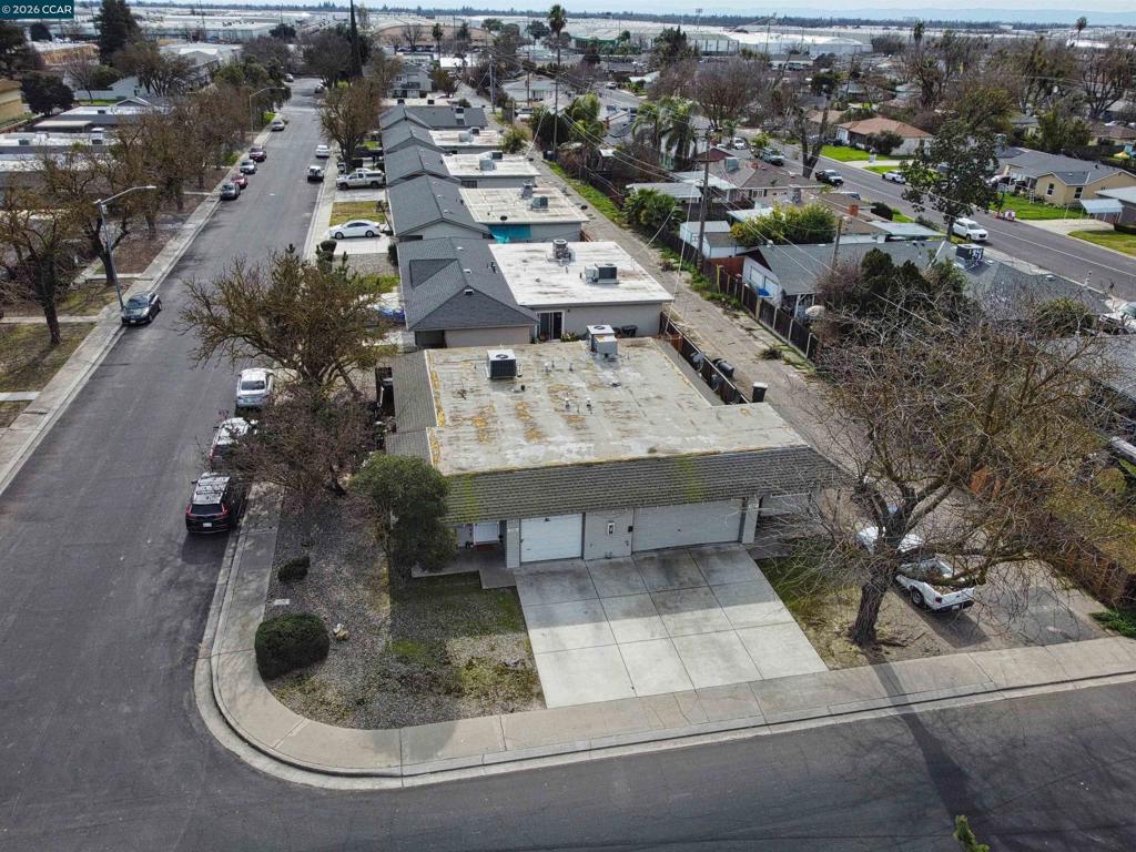 2500 Haddon Avenue, Modesto, CA 95354-3127