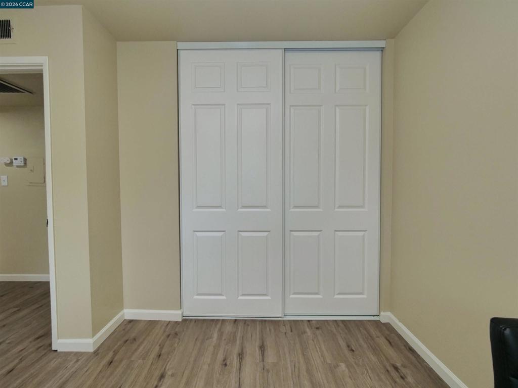 220 Kingston Lane, Modesto, CA 95354-3110