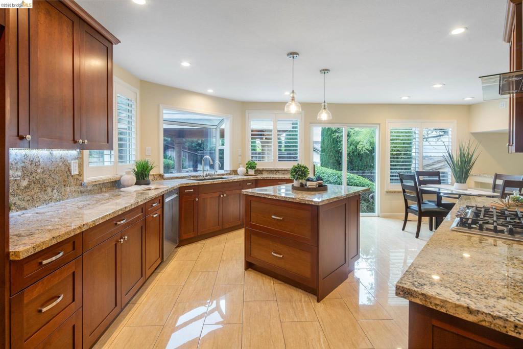 2521 Caddie Ln, Brentwood (CC), CA 94513