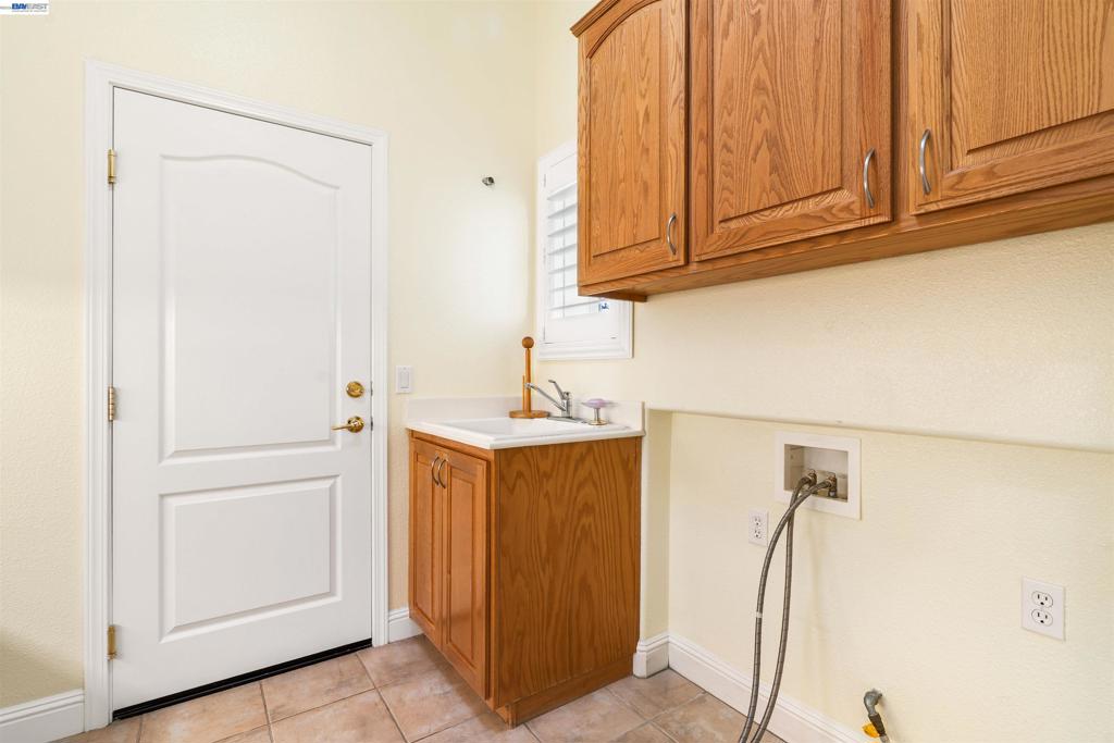 1360 1360 McPrince Ln, Brentwood (CC), CA 94513