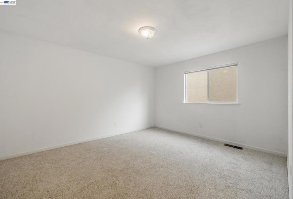 1255 Day Light Dr, Merced, CA 95348