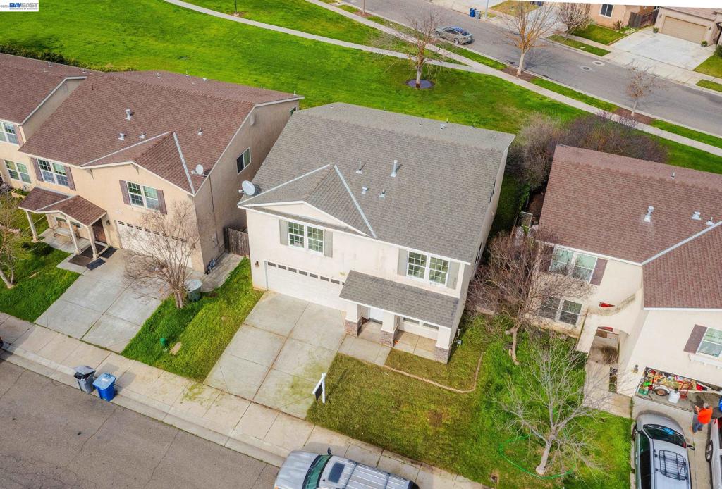 1255 Day Light Dr, Merced, CA 95348