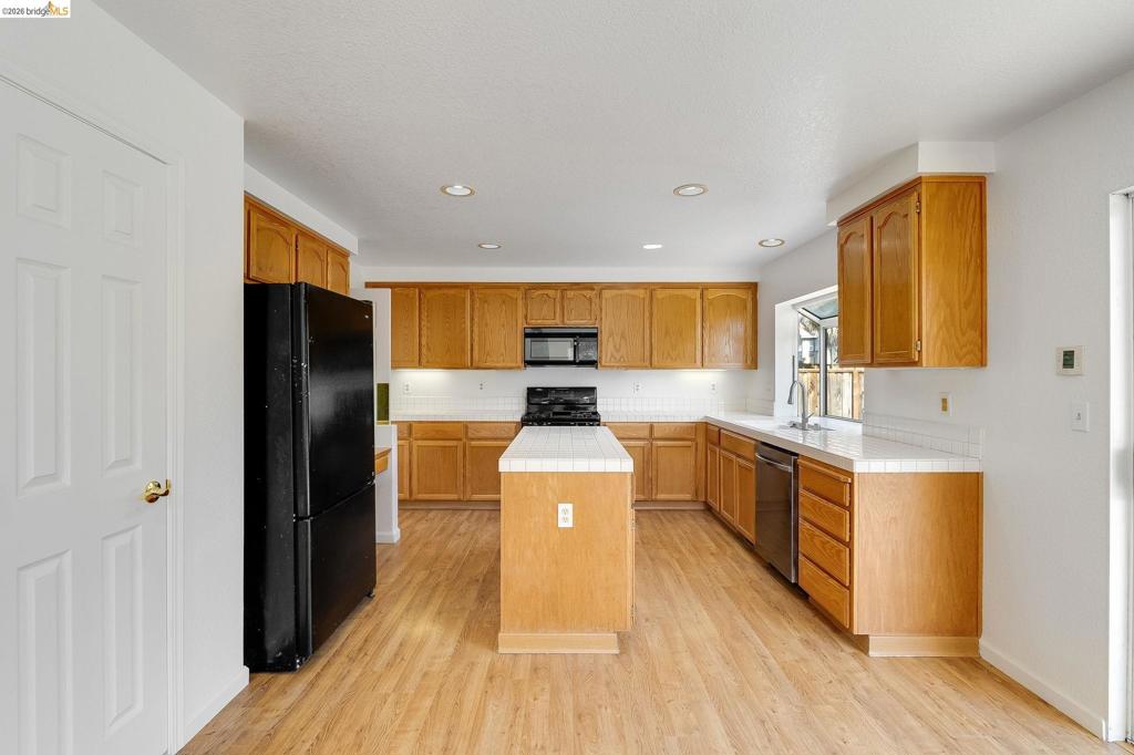 370 370 Gristmill Dr, Brentwood (CC), CA 94513