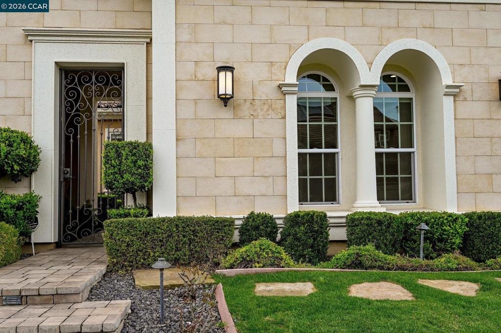 2030 2030 Tempranillo Ln, Brentwood (CC), CA 94513-6490