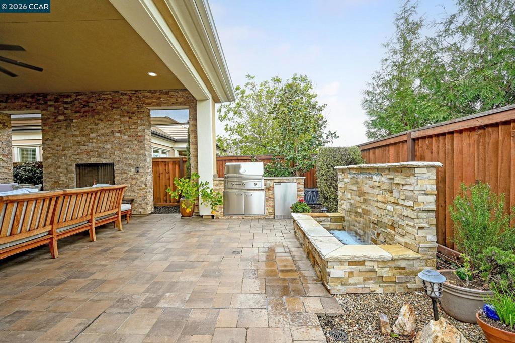 2030 2030 Tempranillo Ln, Brentwood (CC), CA 94513-6490