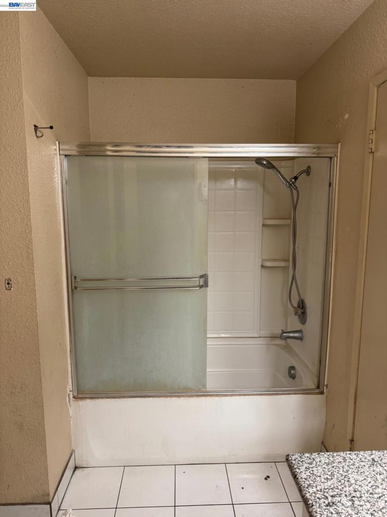 2116 2116 Mt. Vernon Dr. #C, Modesto, CA 95350-8920