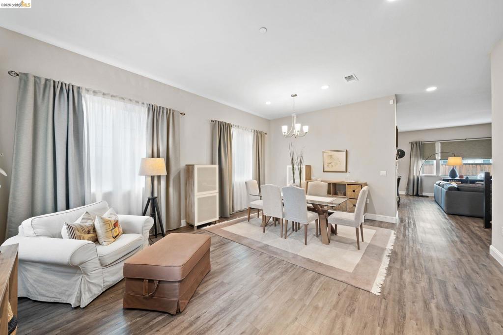 323 323 Bidwell Ct, Brentwood (CC), CA 94513