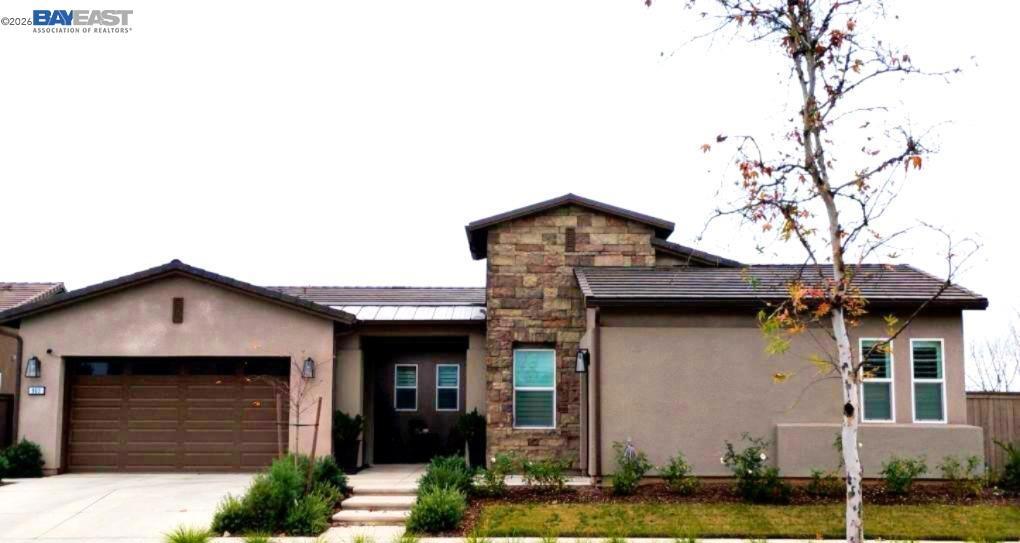 965 965 Beaver Pond Loop, Madera, CA 93636