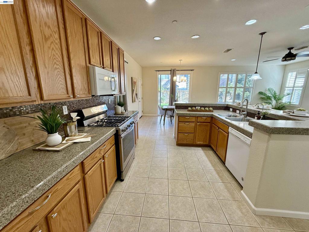 529 529 Chestnut St, Brentwood (CC), CA 94513