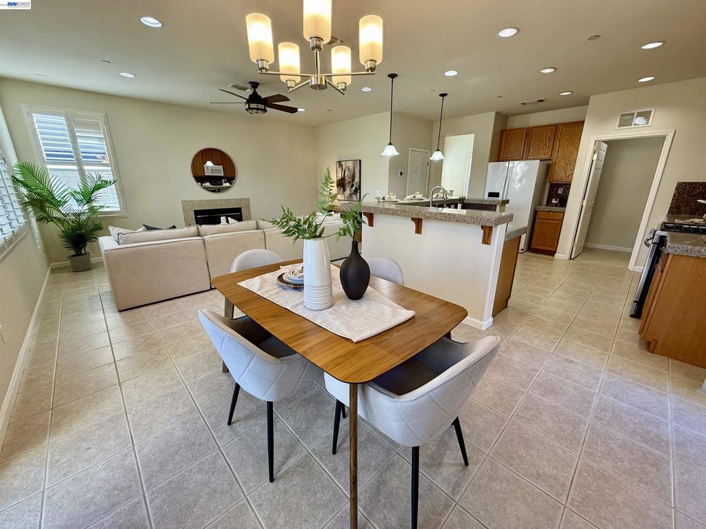 529 529 Chestnut St, Brentwood (CC), CA 94513