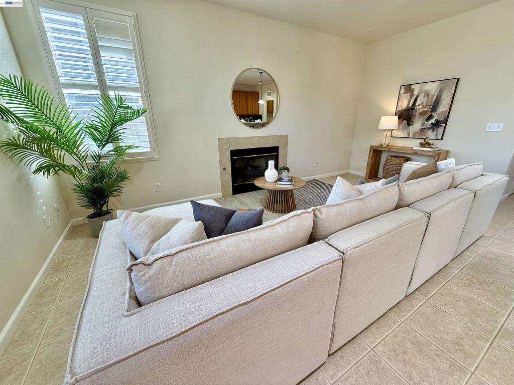 529 529 Chestnut St, Brentwood (CC), CA 94513