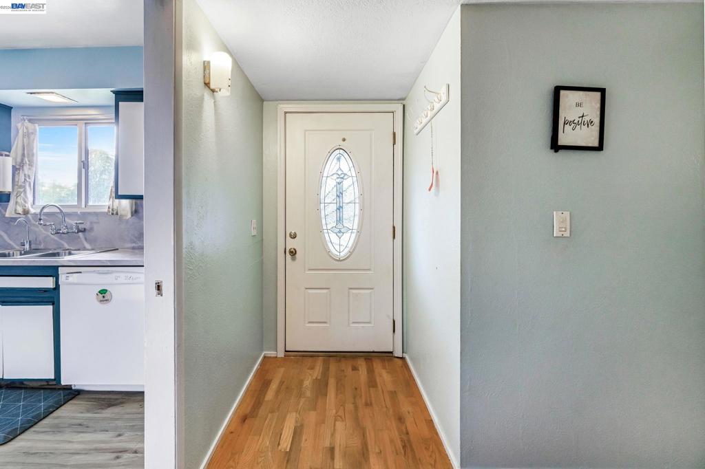 3495 3495 E Dakota Ave, Fresno, CA 93726