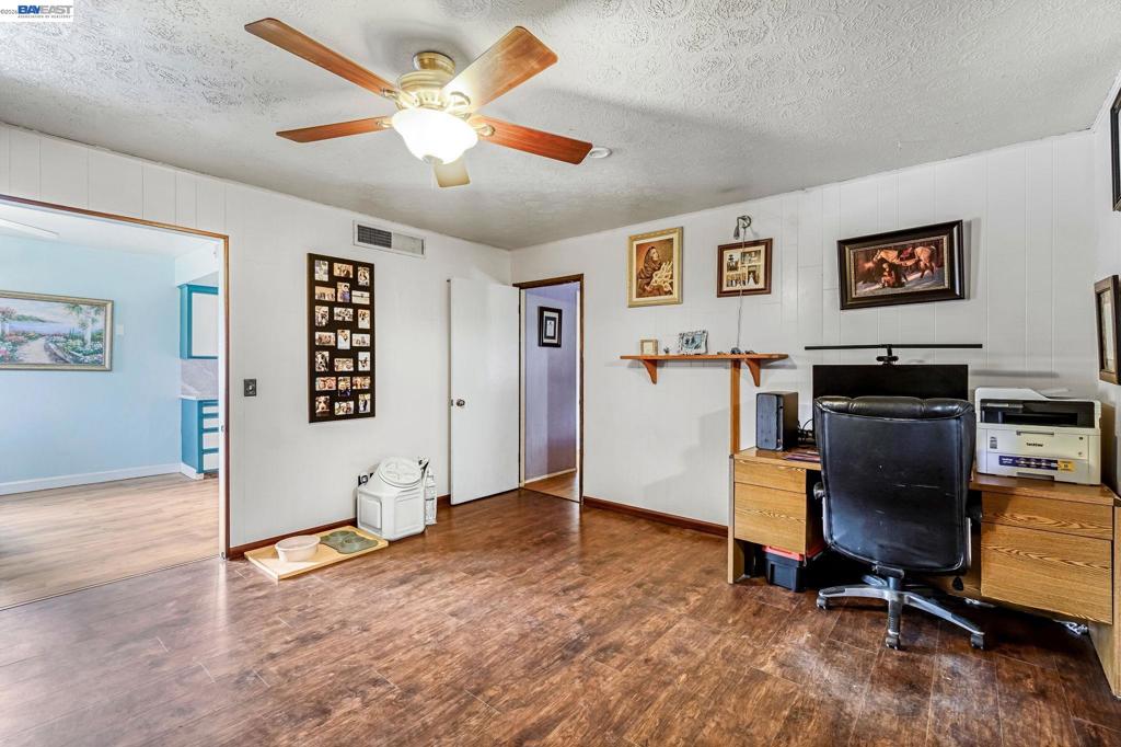 3495 3495 E Dakota Ave, Fresno, CA 93726