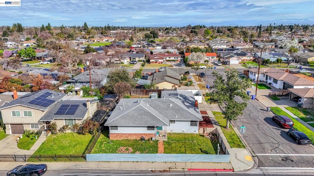 3495 3495 E Dakota Ave, Fresno, CA 93726