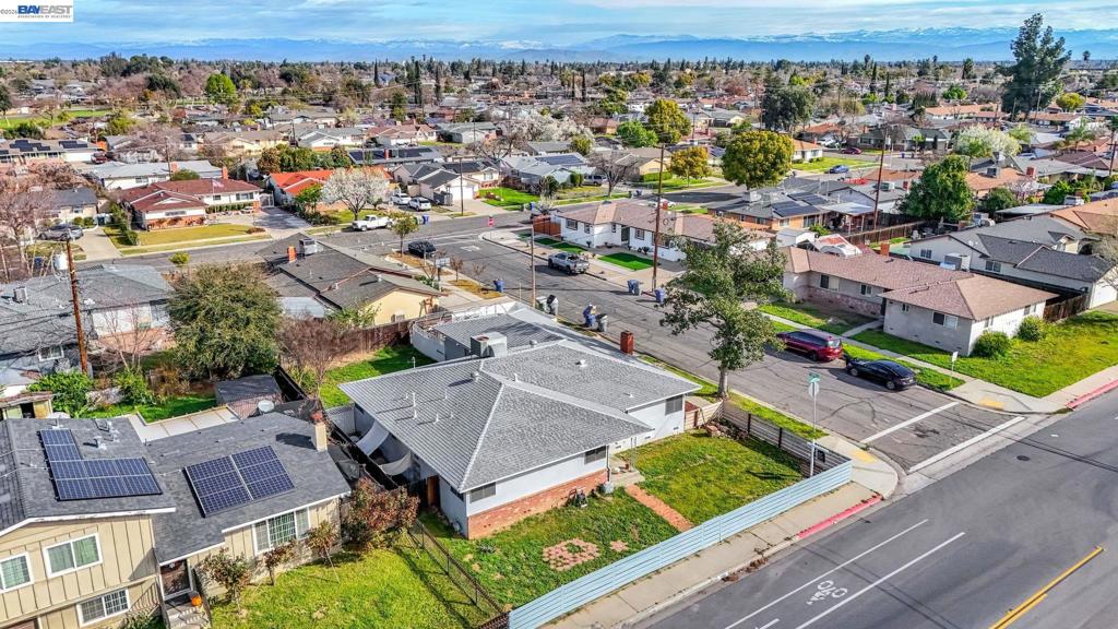 3495 3495 E Dakota Ave, Fresno, CA 93726