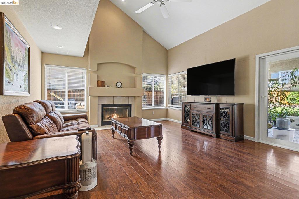 925 925 Outrigger Cir, Brentwood (CC), CA 94513