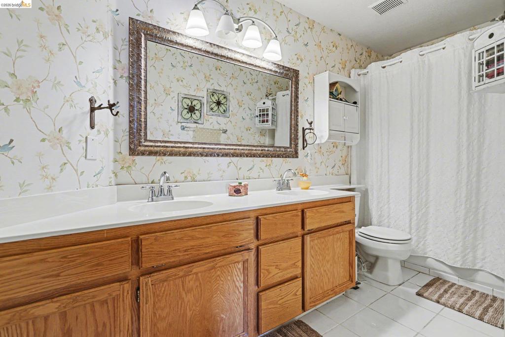 925 925 Outrigger Cir, Brentwood (CC), CA 94513