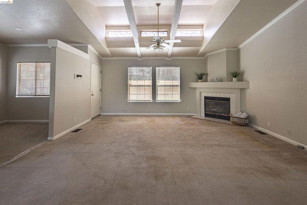 12690 Mueller Dr, Groveland, CA 95321