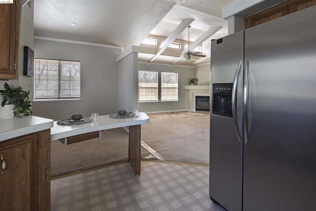 12690 Mueller Dr, Groveland, CA 95321