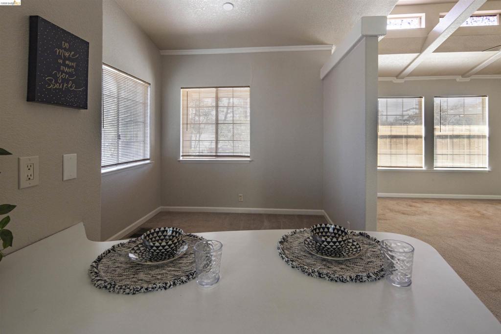 12690 Mueller Dr, Groveland, CA 95321