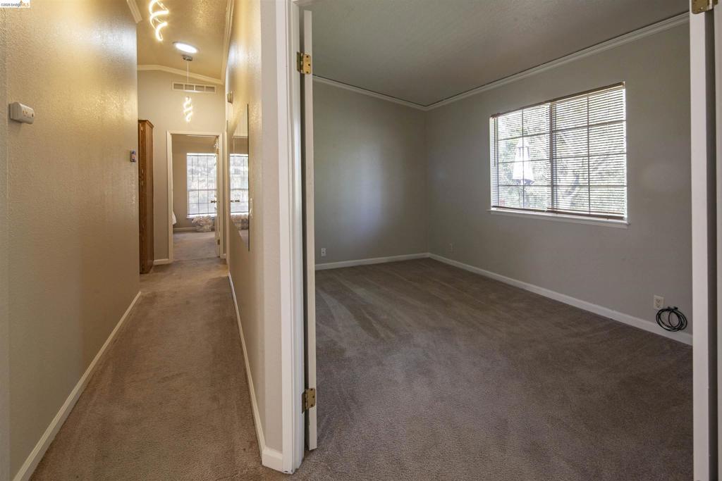 12690 Mueller Dr, Groveland, CA 95321