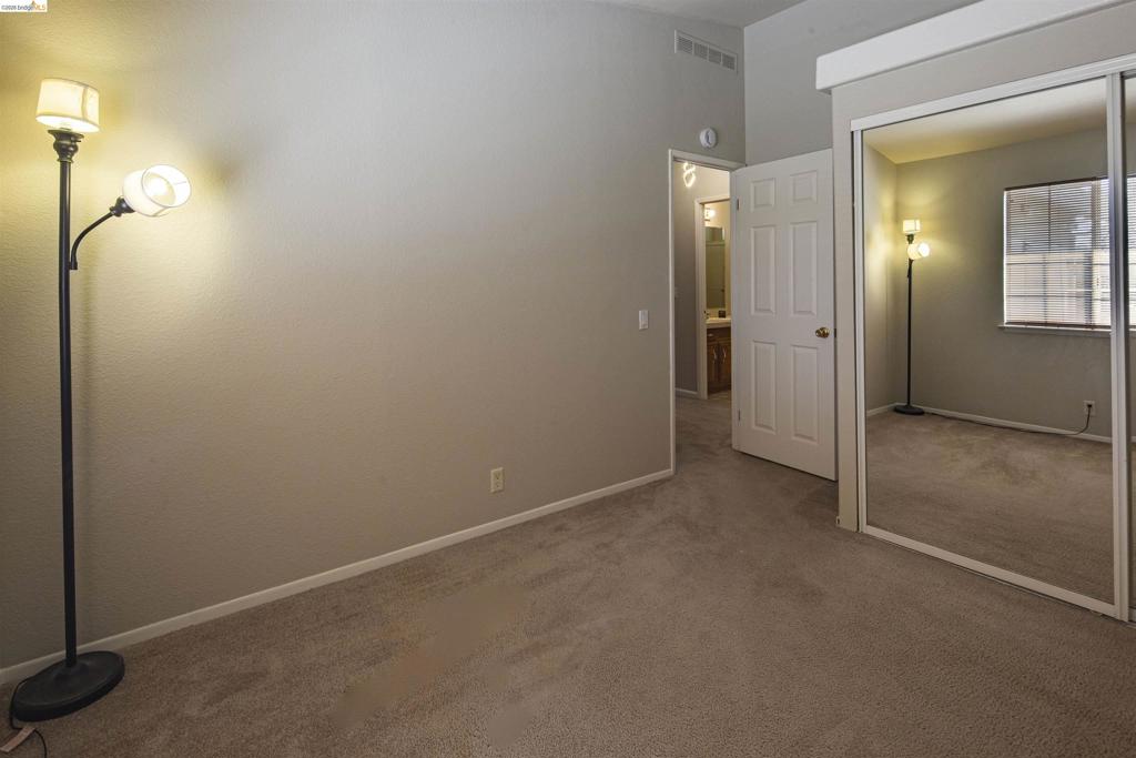 12690 Mueller Dr, Groveland, CA 95321