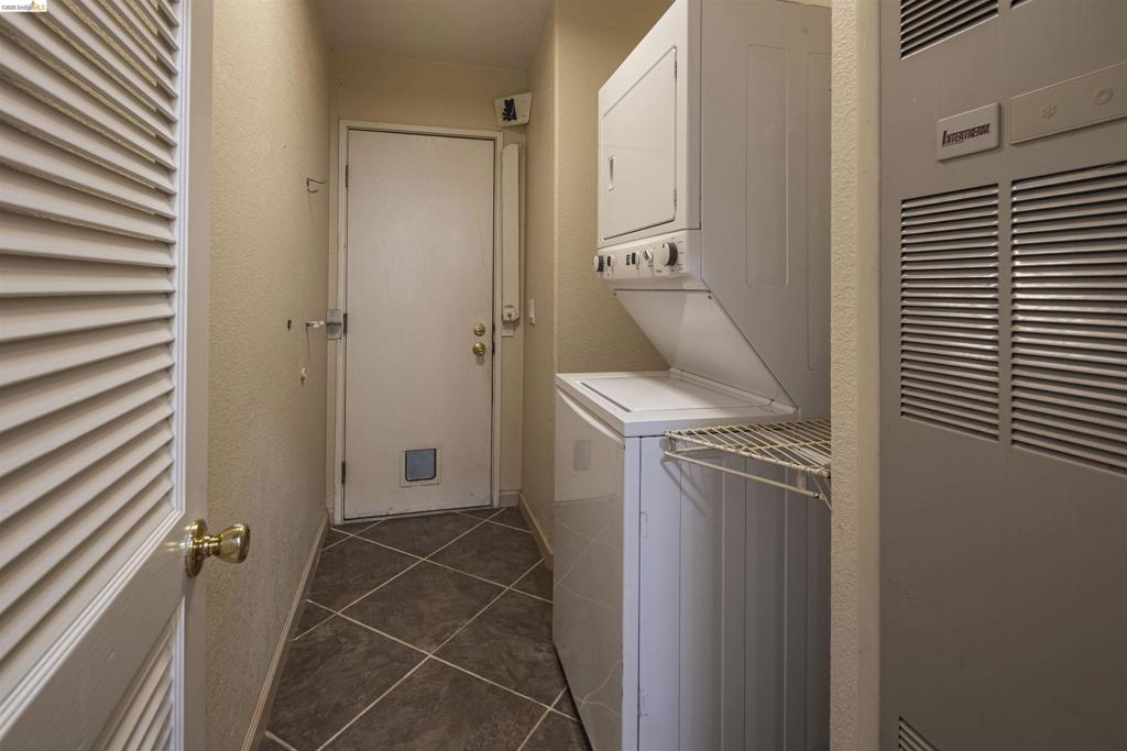 12690 Mueller Dr, Groveland, CA 95321