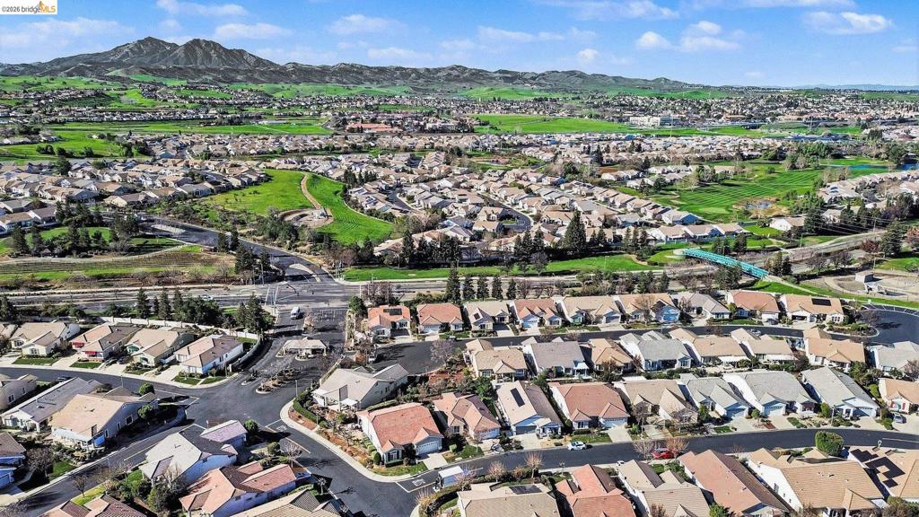 399 399 Earlham Way, Brentwood (CC), CA 94513