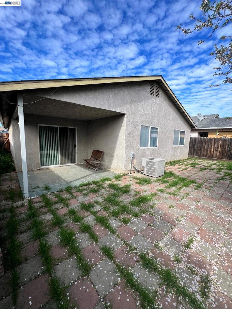 192 192 Torvend Way, Patterson, CA 95363