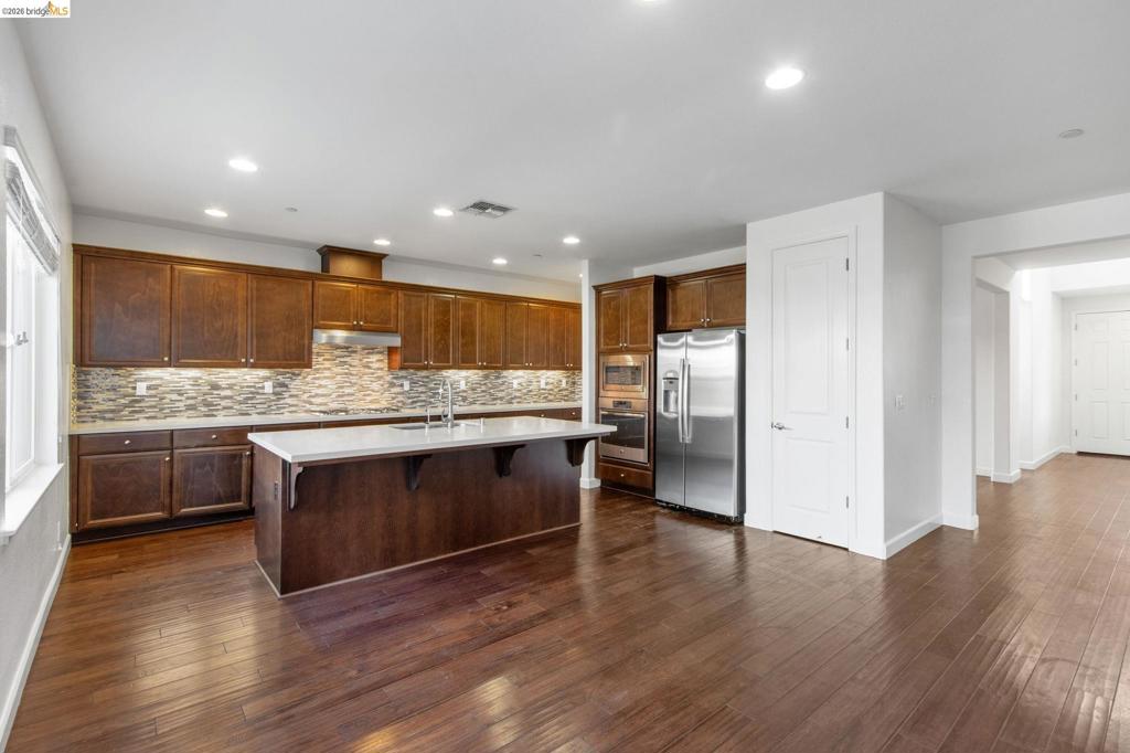 607 607 Bristol Ct, Brentwood (CC), CA 94513