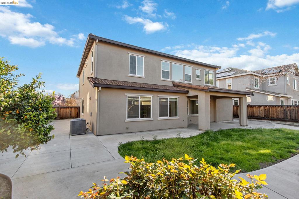 607 607 Bristol Ct, Brentwood (CC), CA 94513