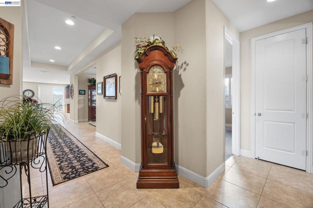 2233 Demartini Ln, Brentwood (CC), CA 94513