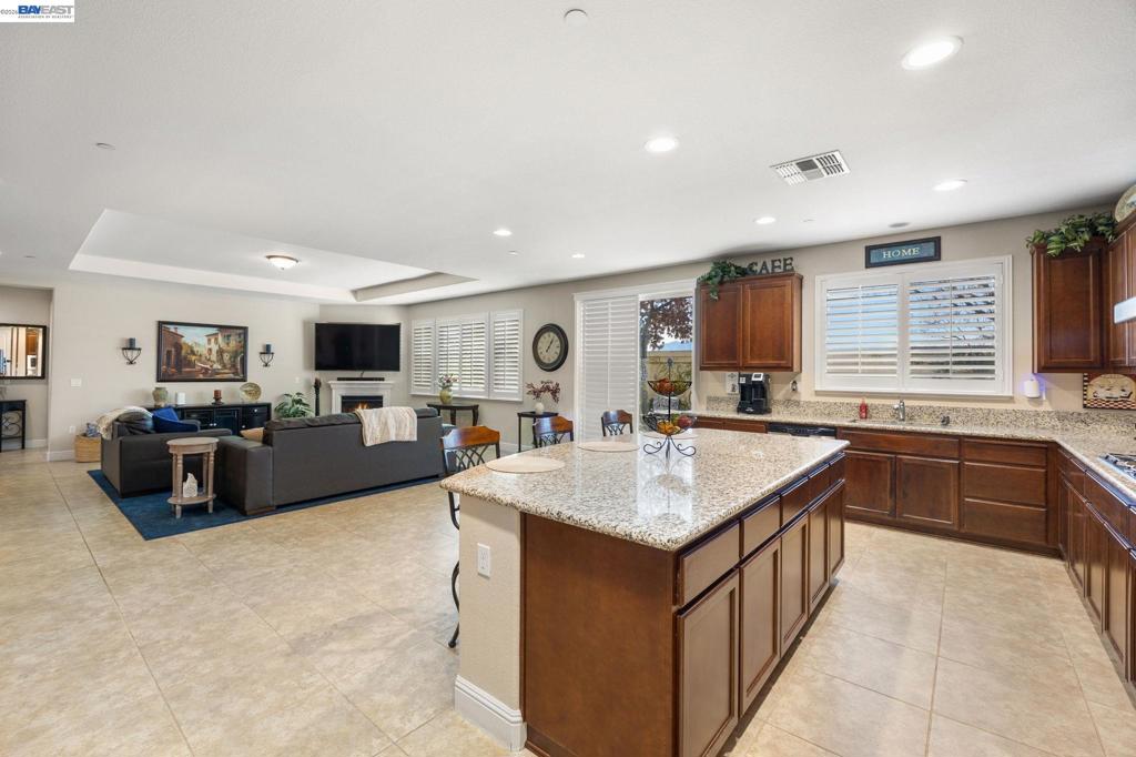 2233 Demartini Ln, Brentwood (CC), CA 94513