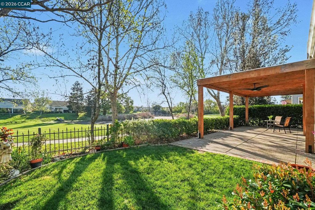 208 Summerset Dr, Brentwood (CC), CA 94513