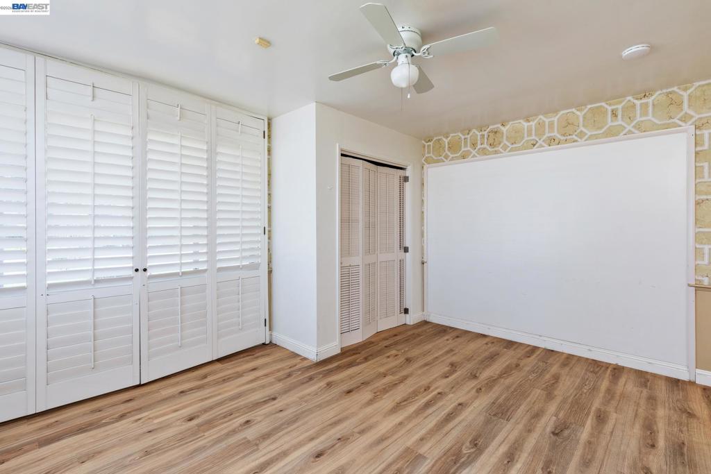 805 Lyon Ave, Sanger, CA 93657