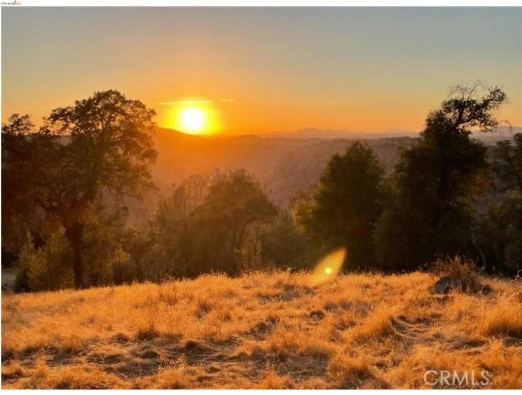 16551 16551 Wards Ferry Rd, Groveland, CA 95370