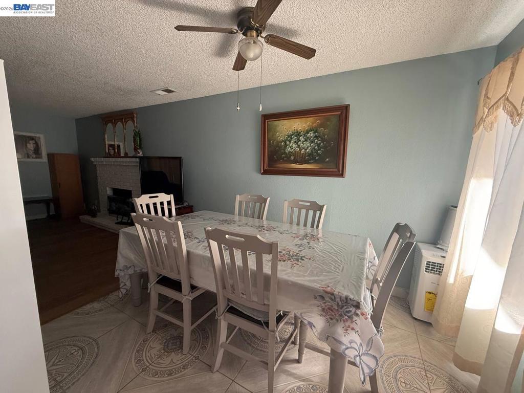 119 Santa Cruz St, Madera, CA 93637