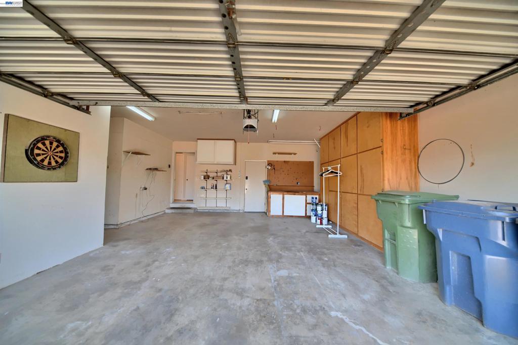 1425 1425 Forest Dr, Turlock, CA 95380