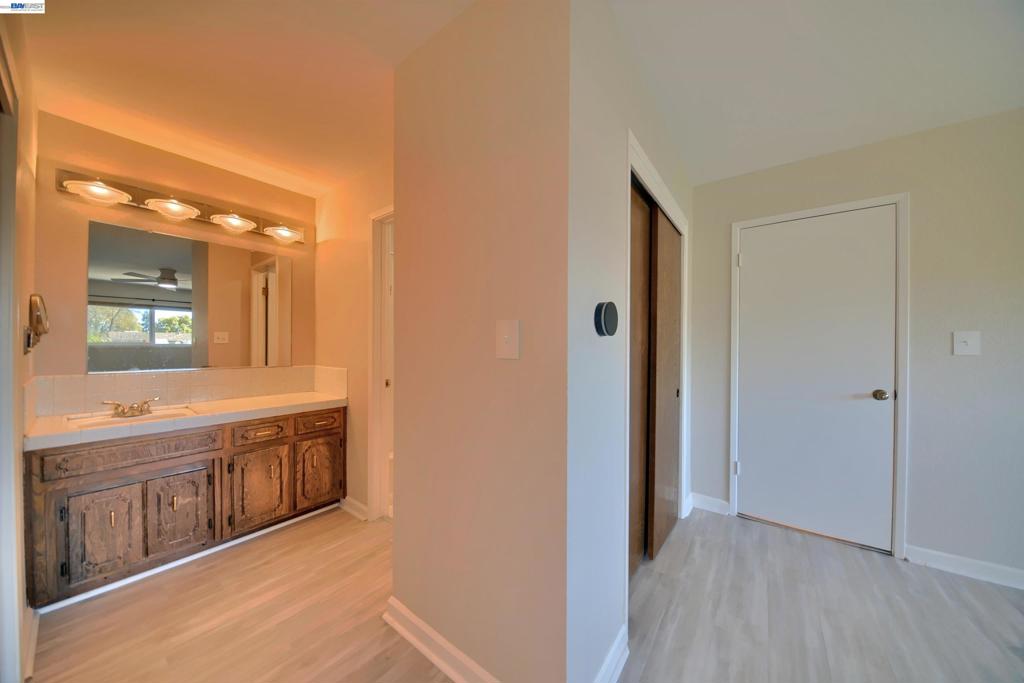 1425 1425 Forest Dr, Turlock, CA 95380