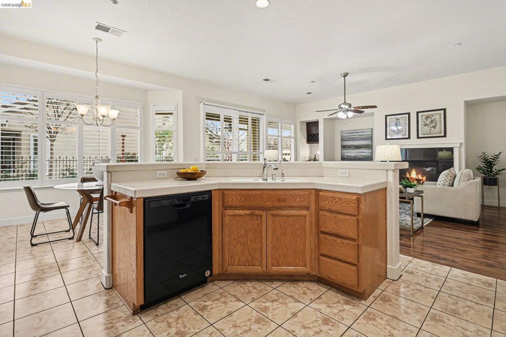 1014 1014 Centennial Dr, Brentwood (CC), CA 94513-6981