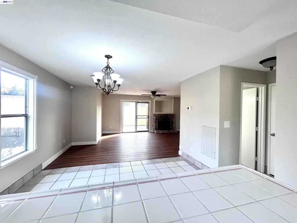 3148 3148 Andre Ln, Turlock, CA 95382