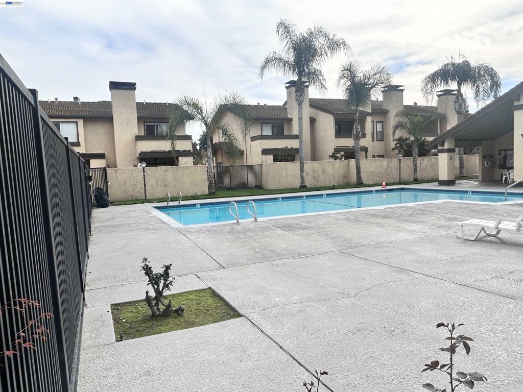 3148 3148 Andre Ln, Turlock, CA 95382