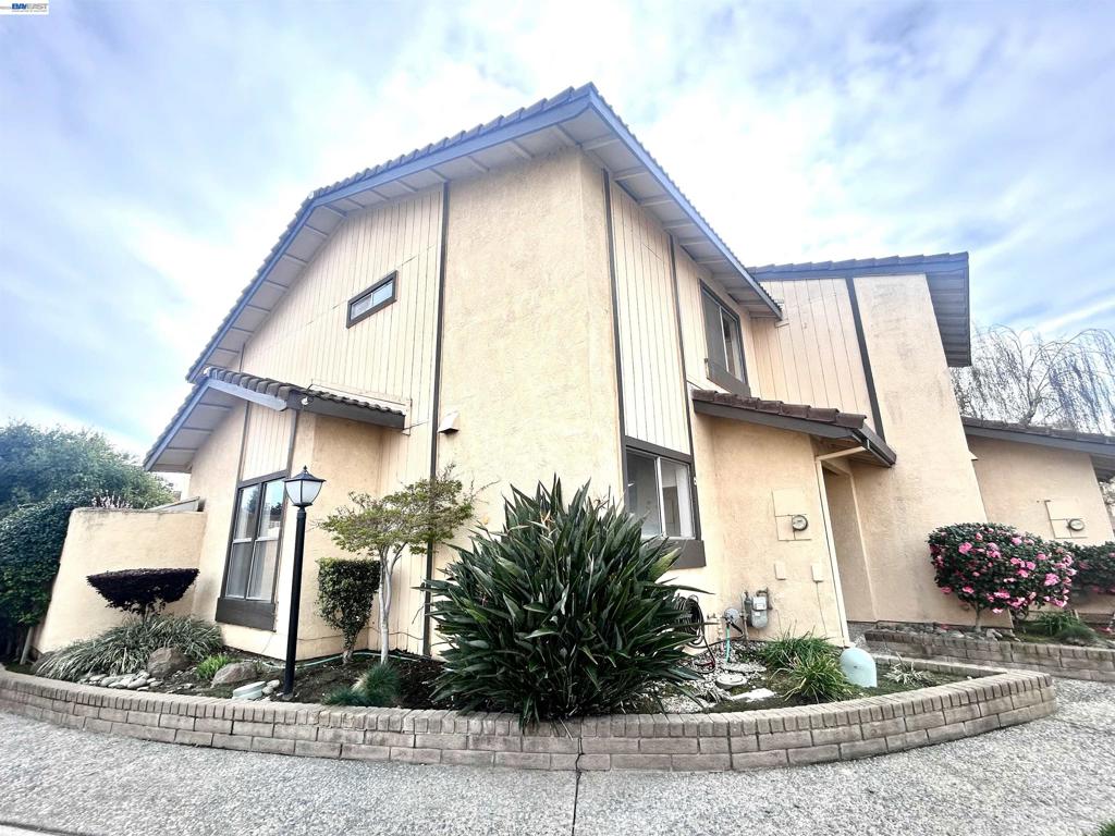 3148 3148 Andre Ln, Turlock, CA 95382