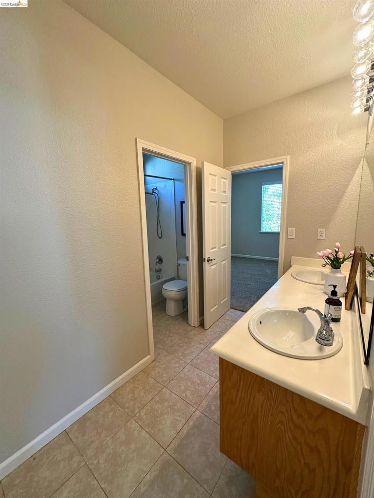 1788 1788 Moreau Way, Brentwood (CC), CA 94513