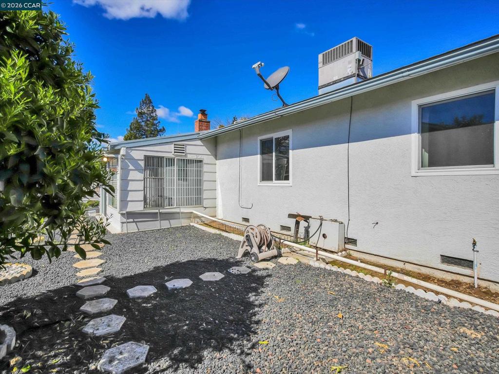 3304 3304 Swallow Dr, Modesto, CA 95356